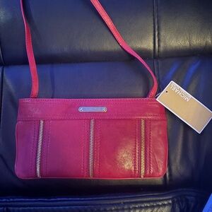 New!! Michael Kors Fuchsia wallet clutch Bag with Zipper Accents